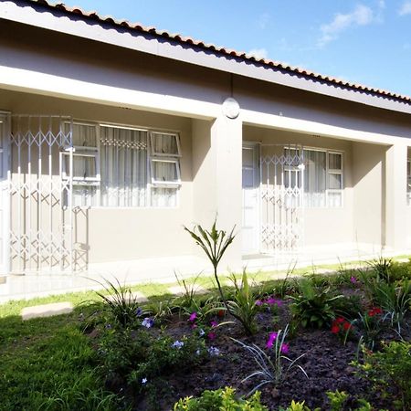 Minilitha Lodge Richards Bay Esterno foto