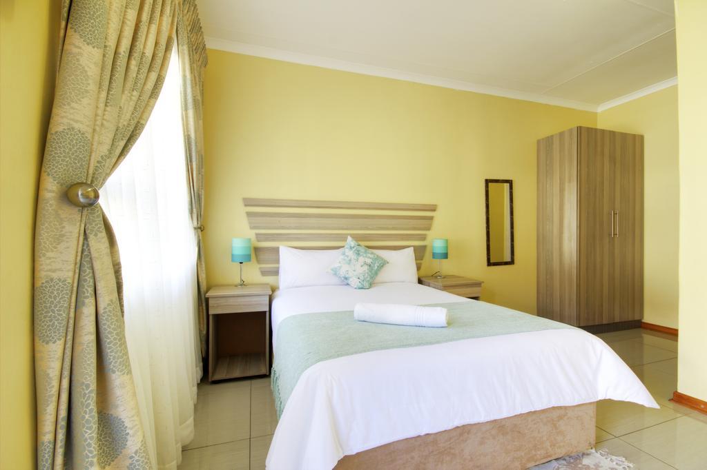 Minilitha Lodge Richards Bay Esterno foto